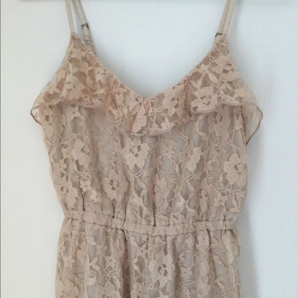 H&M Divided beige lace dress size 4 brand new - Picture 2 of 7